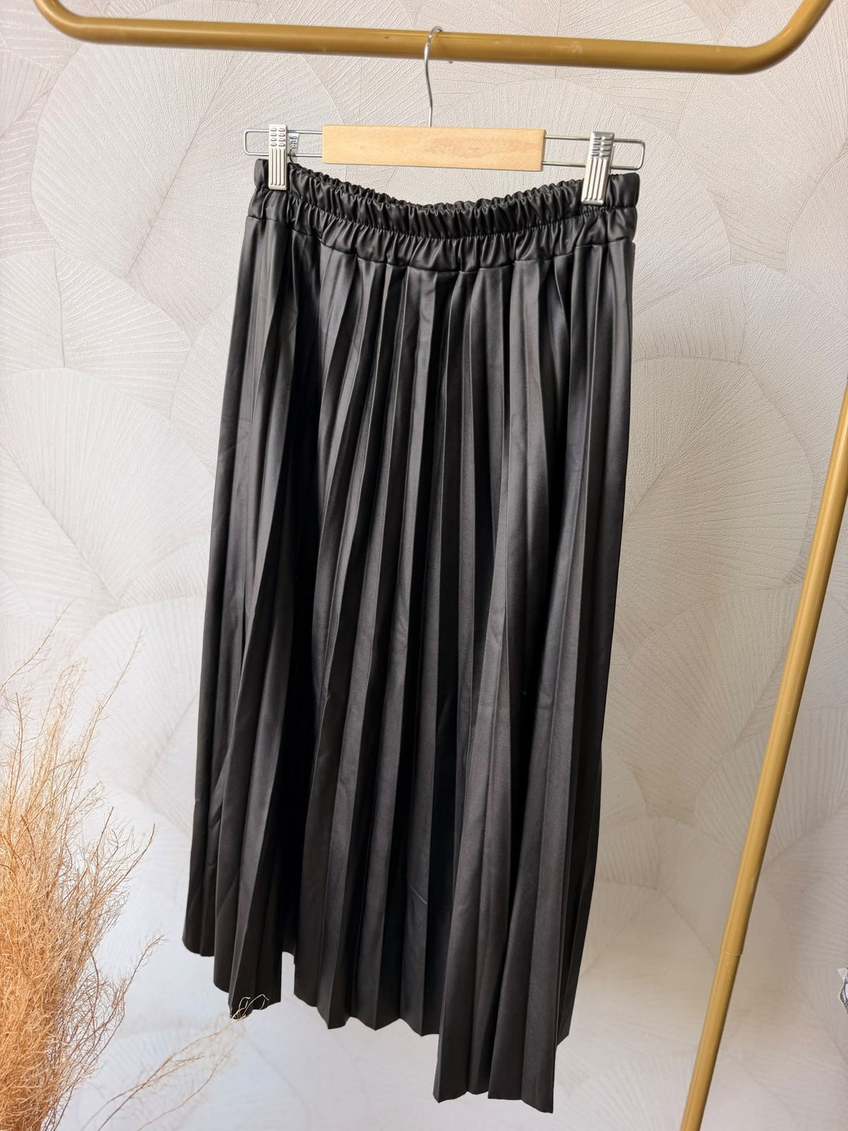 Saia ecopele na cor preto